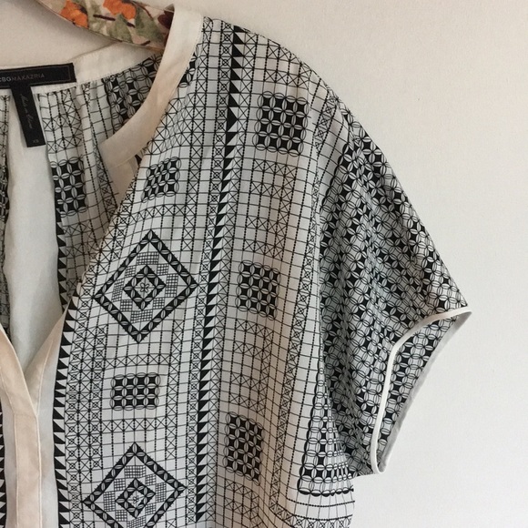 BCBGMAXAZRIA white and black print blouse - Picture 3 of 3